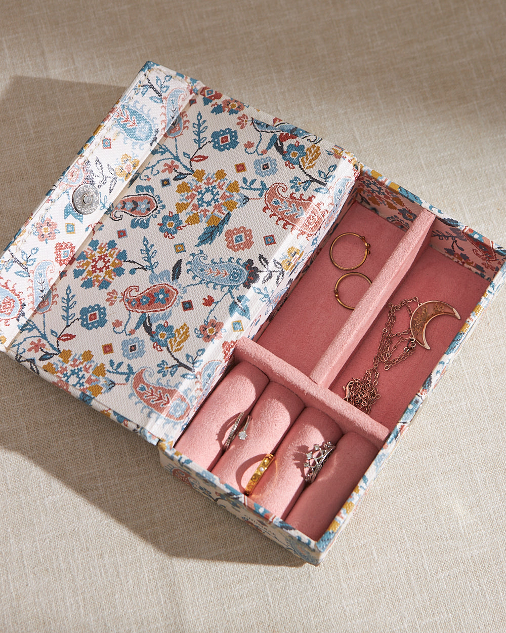 Pixel Paisley Jewellery Organizer