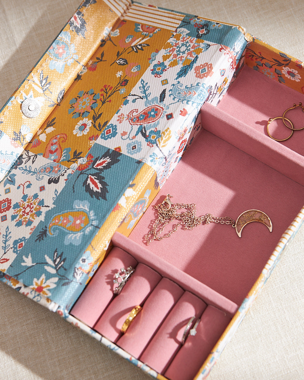 Pixel Paisley Patchwork Jewellery Organizer