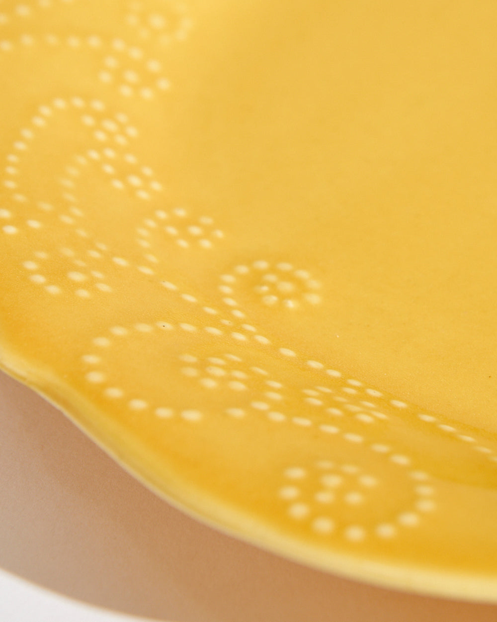 Essentials Lace Dinner Plate, Yellow