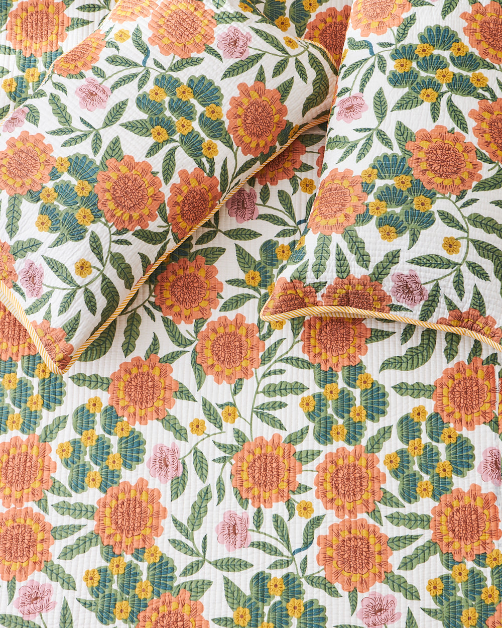 Quilted Cotton Bedspread with Pillow Cases | Marigold