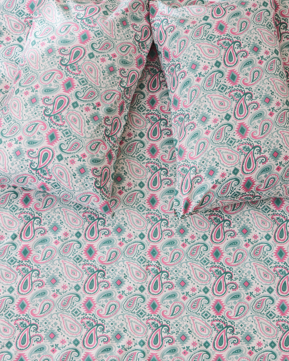 TEAL by Chumbak Paisely Bedsheet, Teal - Queen size, 104 TC