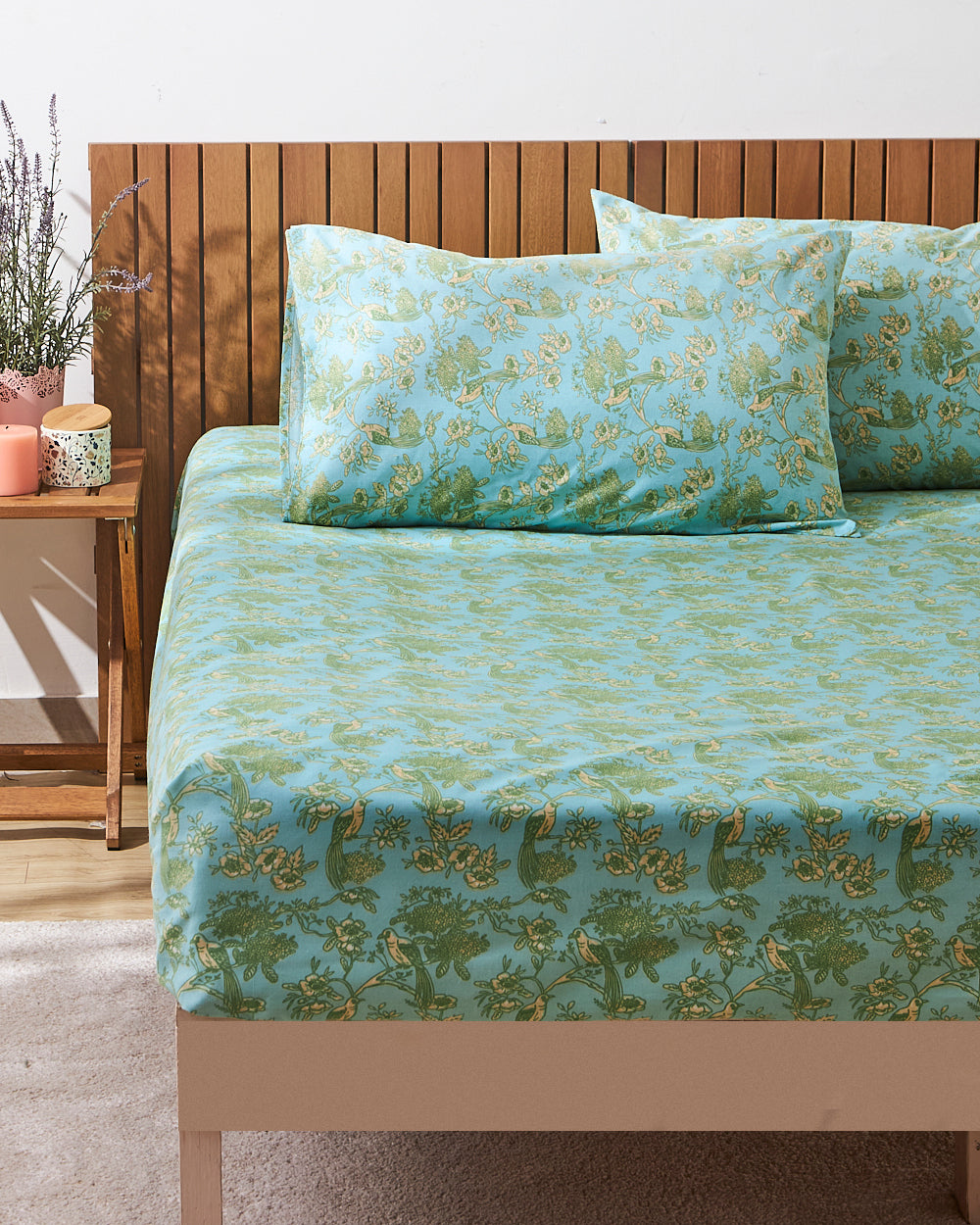 TEAL by Chumbak Persian Pottery Bedsheet, Teal - Queen size, 104 TC