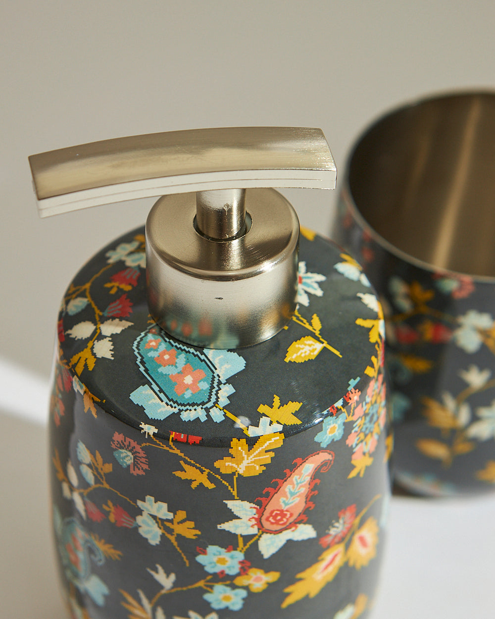 Soap Dispenser & Tumbler Set | Pixel Paisley