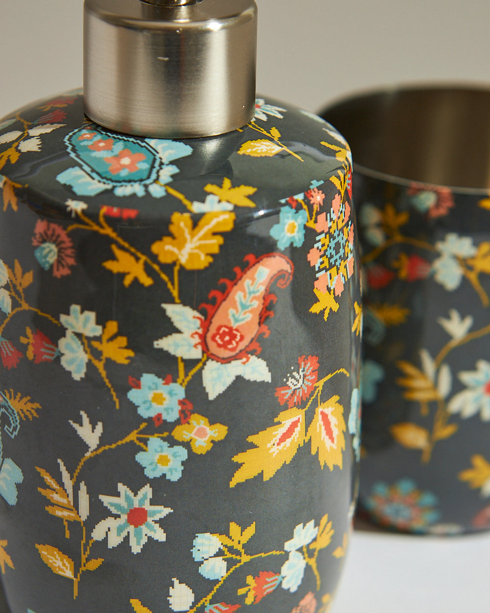 Soap Dispenser & Tumbler Set | Pixel Paisley