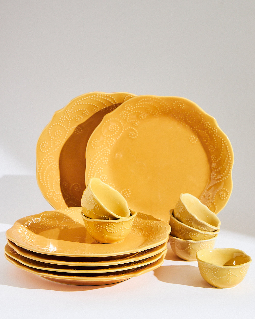 Set of 12 | Essentials Dinner Plates & Bowls, Yellow