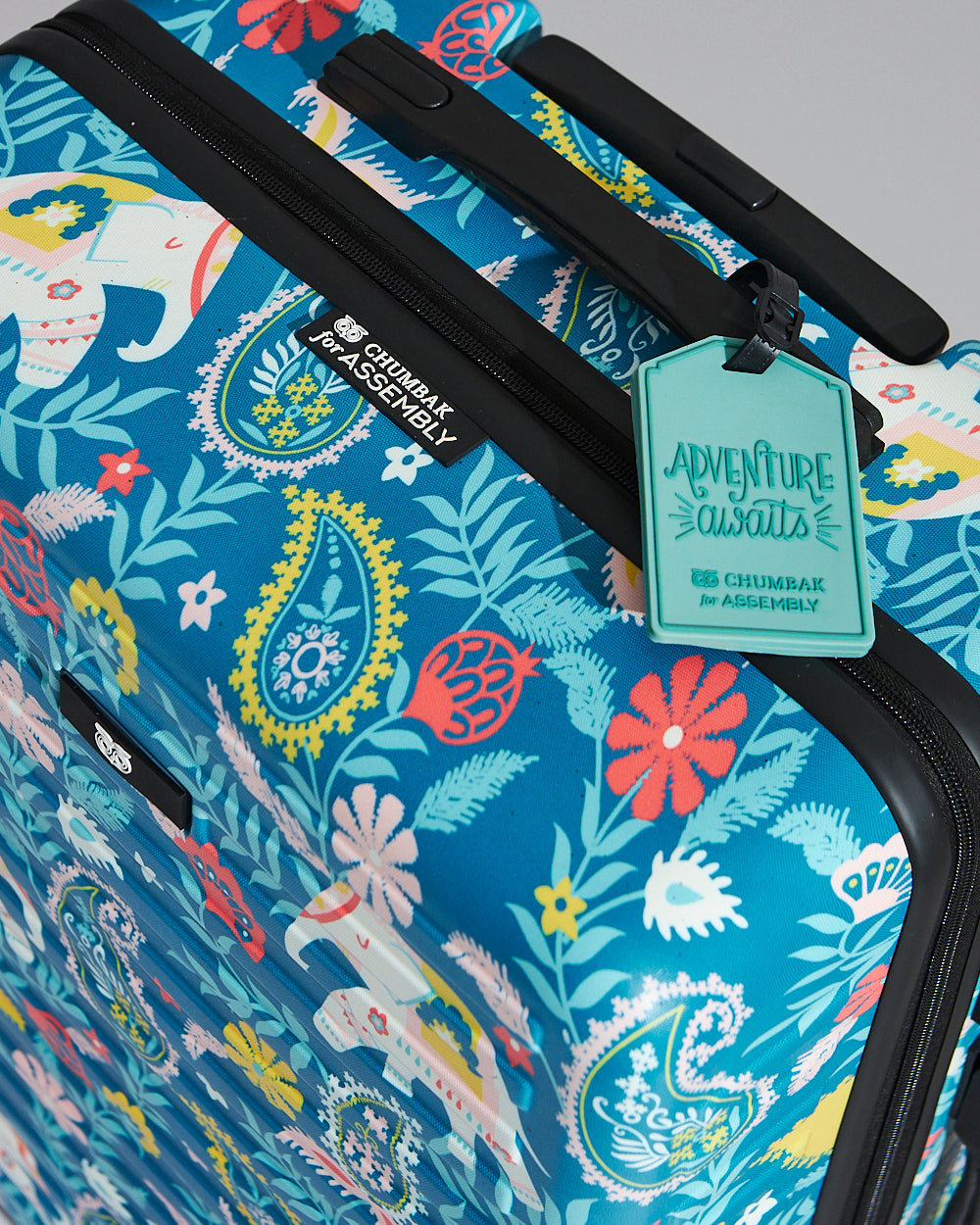 Paisley Tusker Luggage, 20"| Chumbak for Assembly