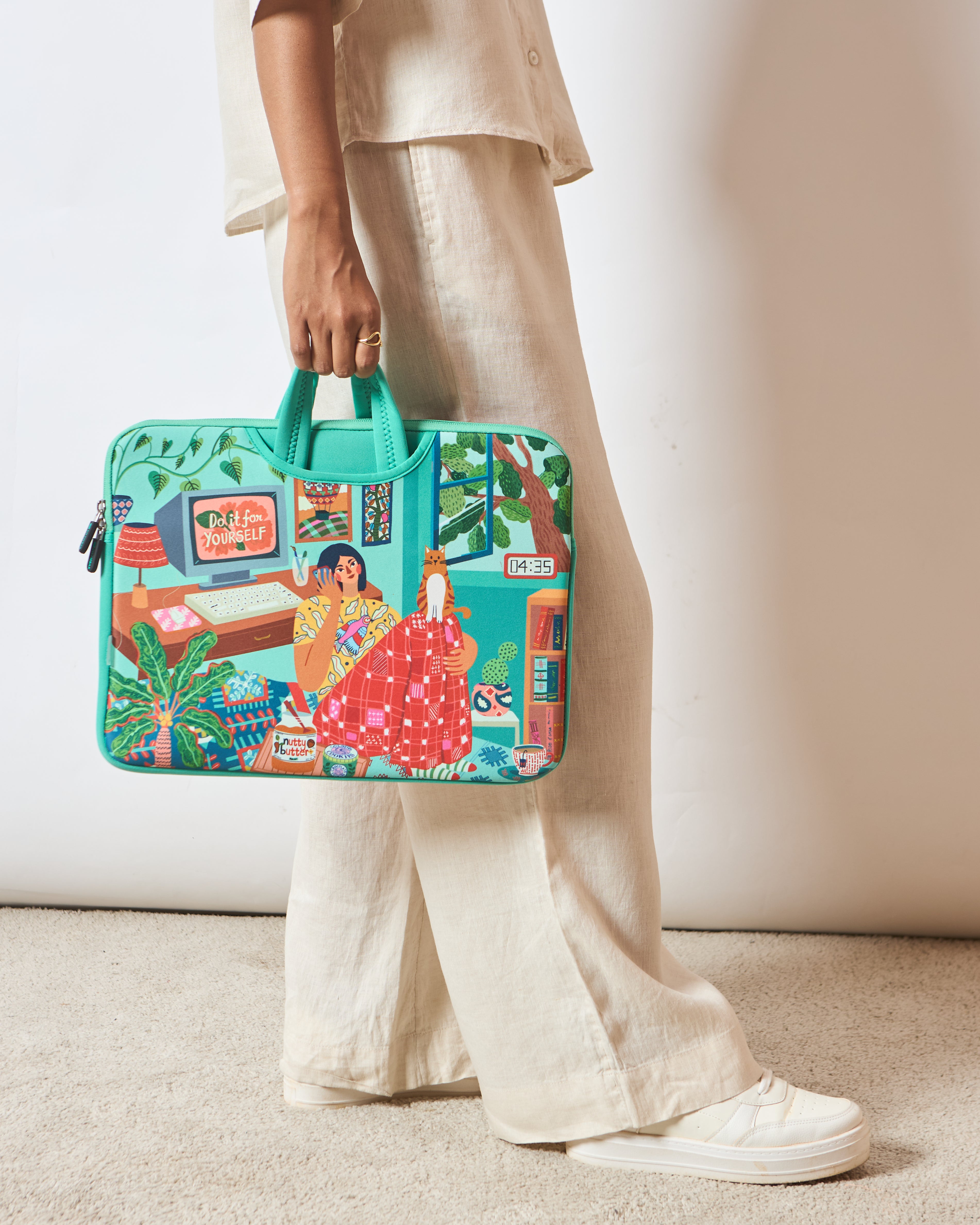 Slow Living Laptop Sleeve, 15"