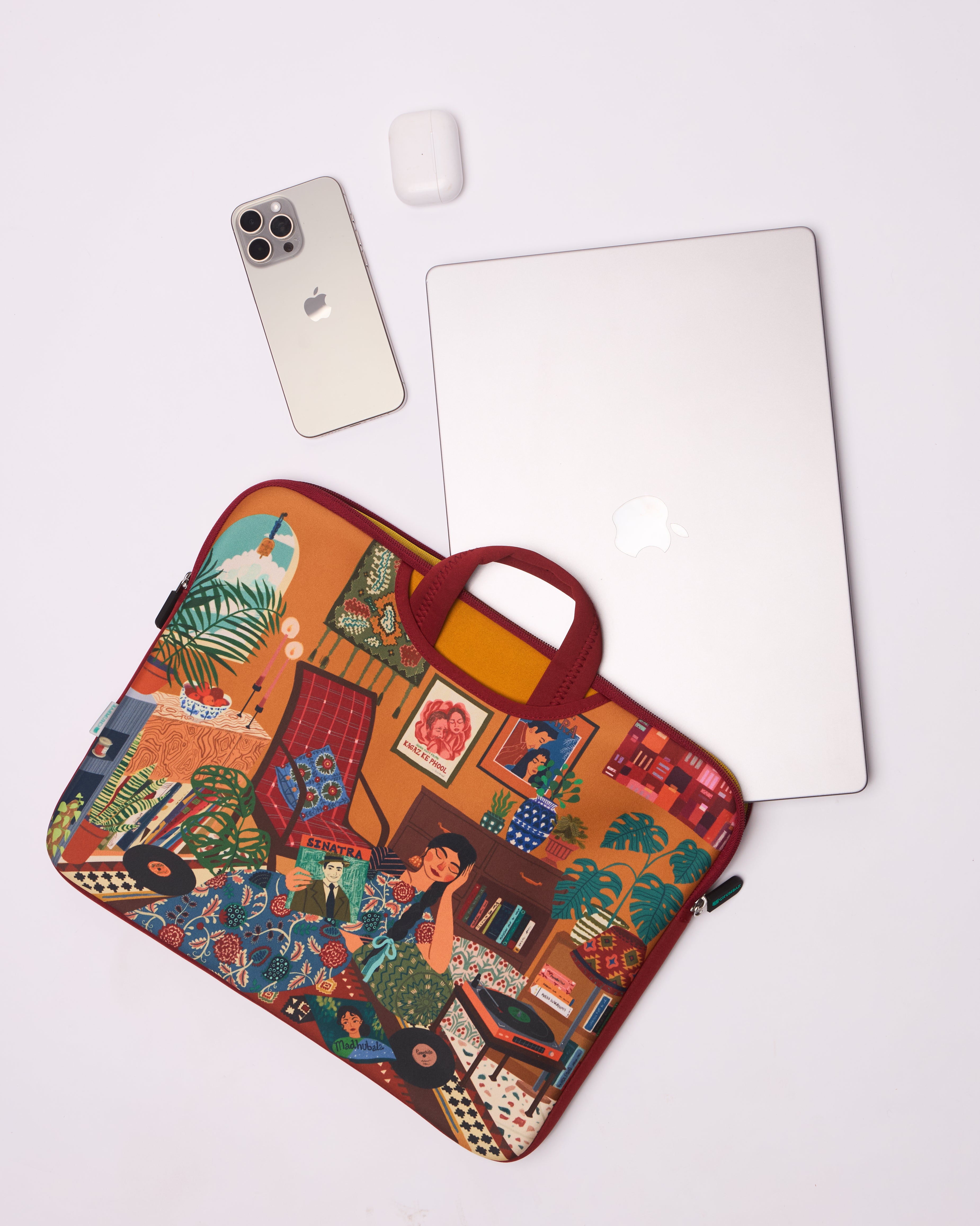 Retro Malkin Laptop Sleeve, 15"