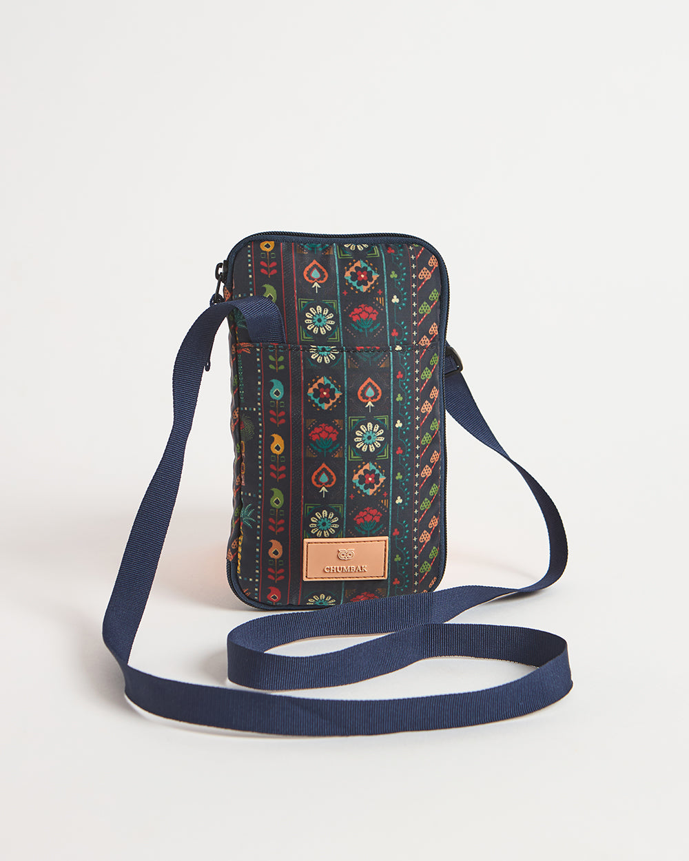 Wanderer Passport Sling - Tusker | Digital Nomad