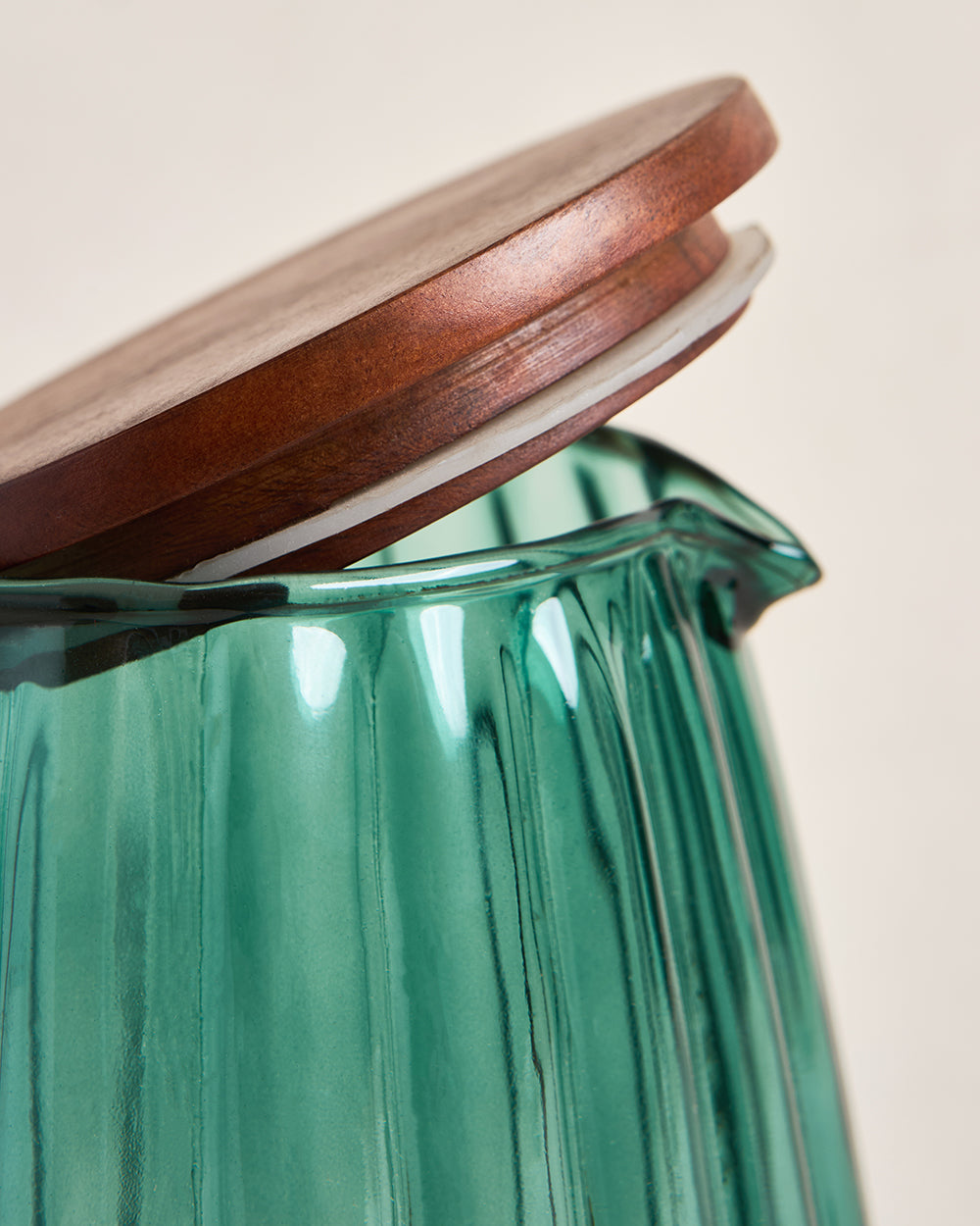 Cove Glass Pitcher with Lid, 2250ml