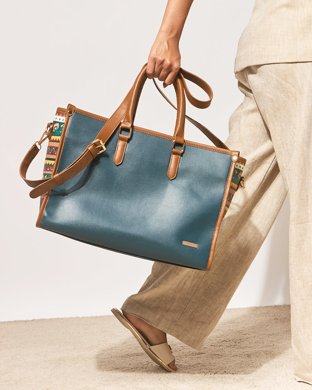 The Tulum Tote - Floral | Digital Nomad
