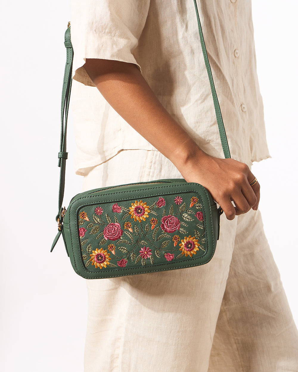 The Jaipur Sling | Palace Memoirs