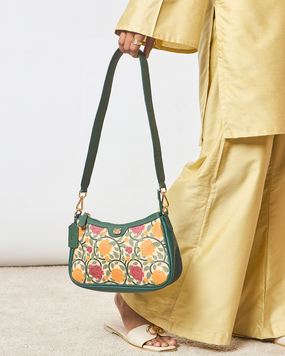 The Paris Baguette Sling | Palace Memoirs