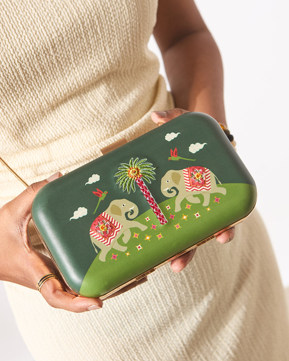 The Lucknow Clutch | Palace Memoirs