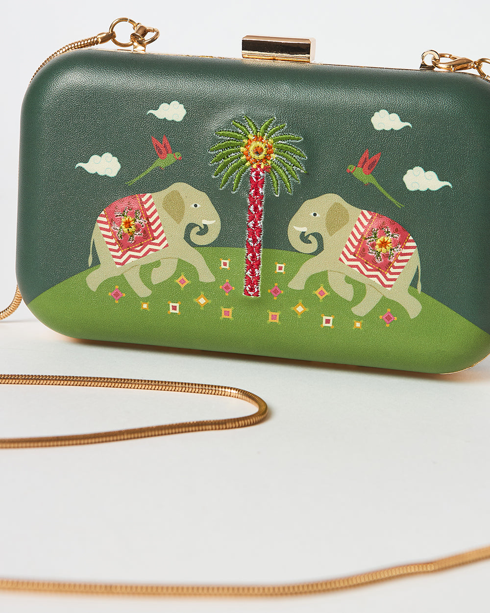 The Lucknow Clutch | Palace Memoirs