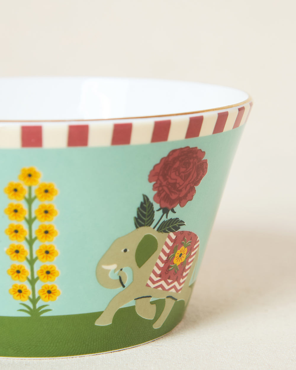 Royal Tusker Serving Bowl, 520ml| Palace Memoirs