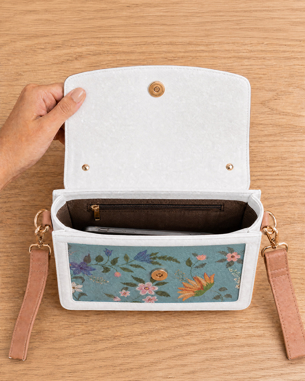 London Satchel | Rare & Wild, Amboli