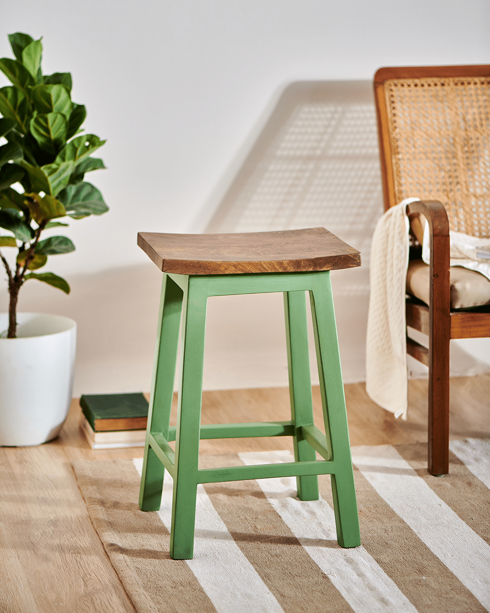 Chumbak Farmhouse Stool - Green