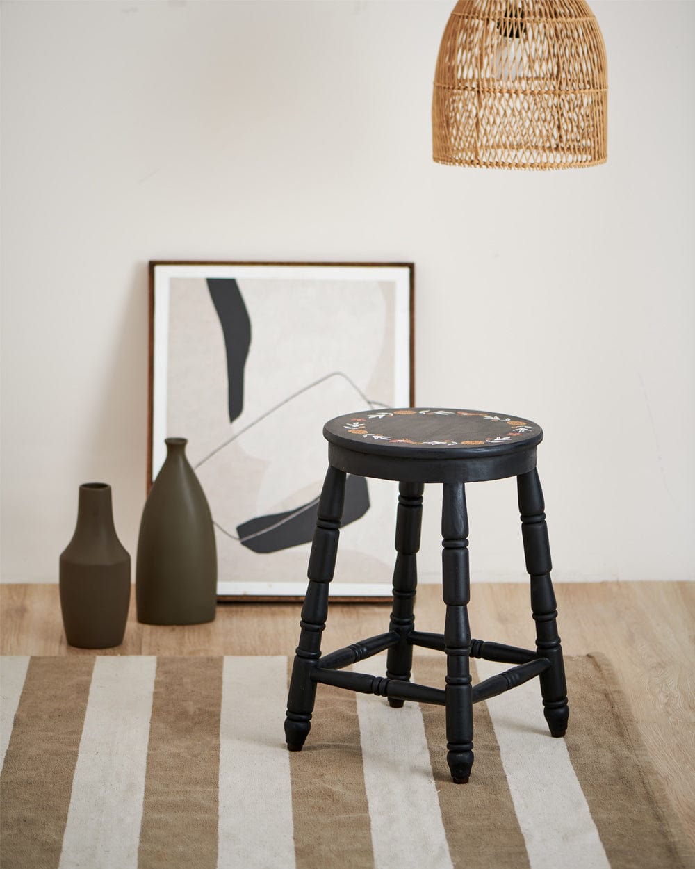 Chumbak Farmhouse Stool Round - Black