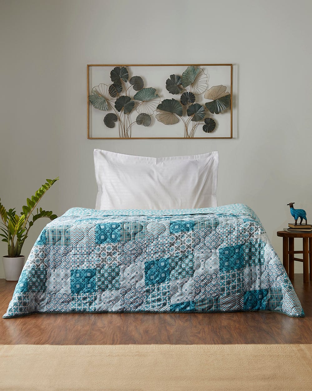 Chumbak Egypt Patchwork Blue Comforter- Single Bed