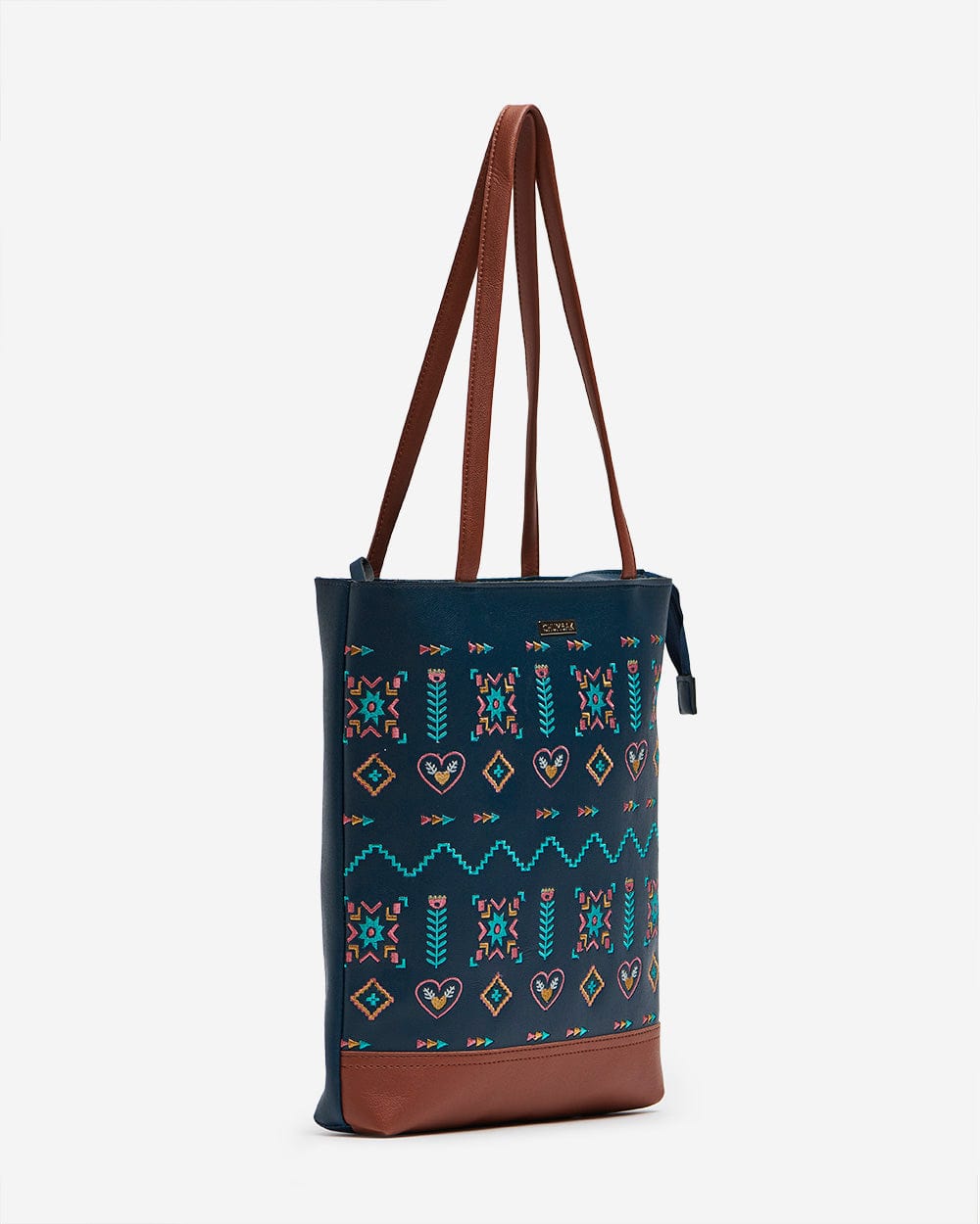 Buy Accessorize London Burgundy Textured Medium Tote Handbag For Women At  Best Price @ Tata CLiQ