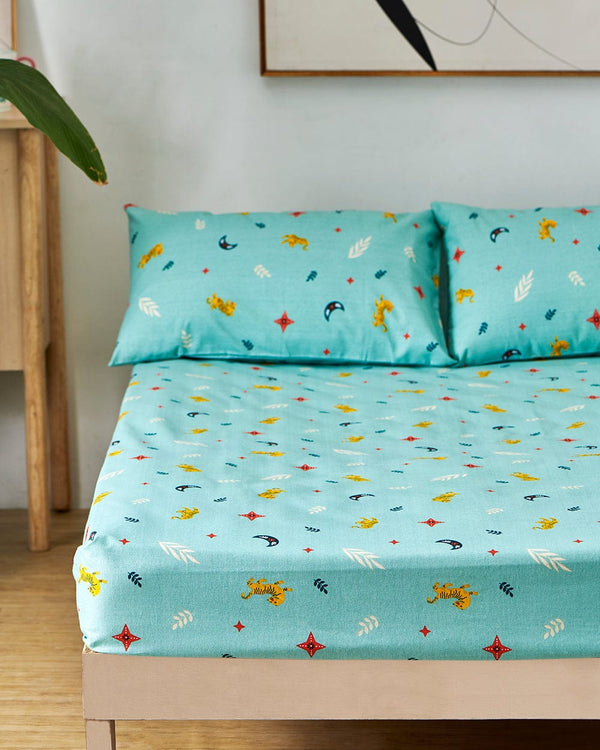 Chumbak TEAL by Chumbak Siberian Tigers Bedsheet - Queen size, 136TC, Blue