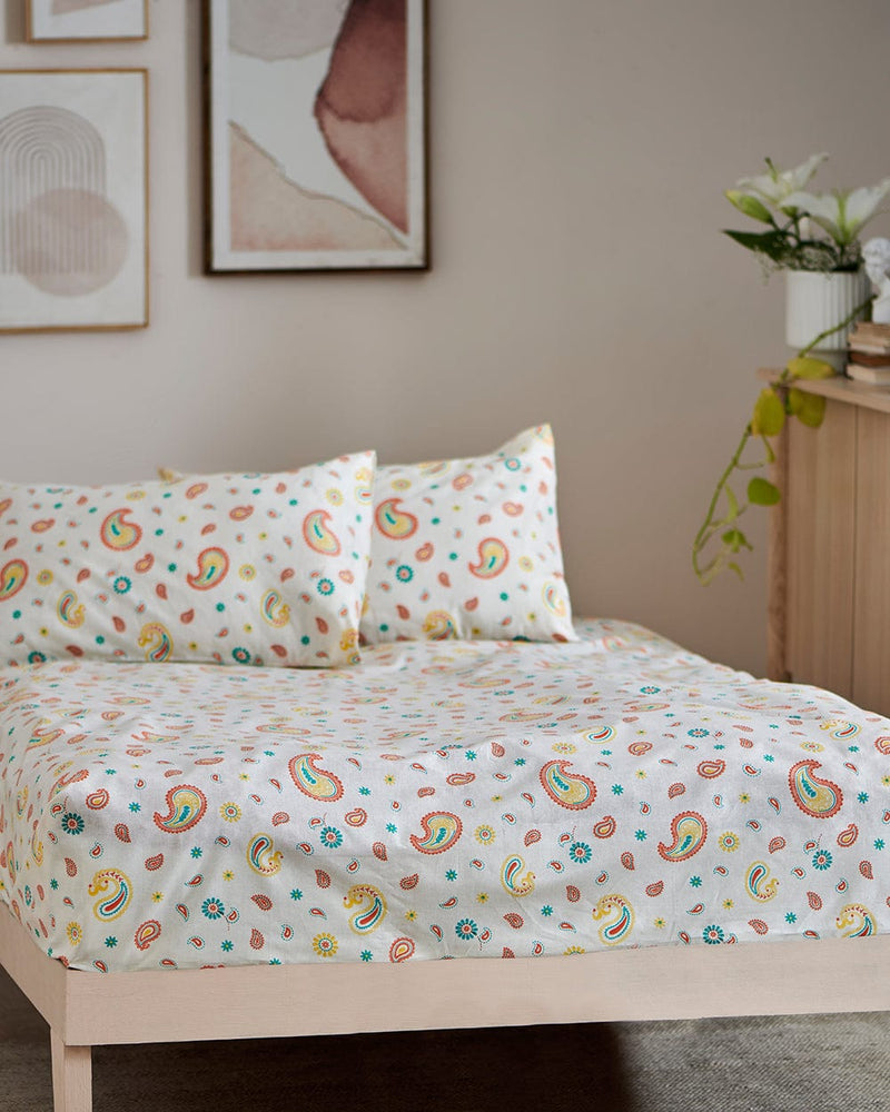 Chumbak TEAL by Chumbak Cypress Paisleys Double Bedsheet Queen size, 136TC, Ivory