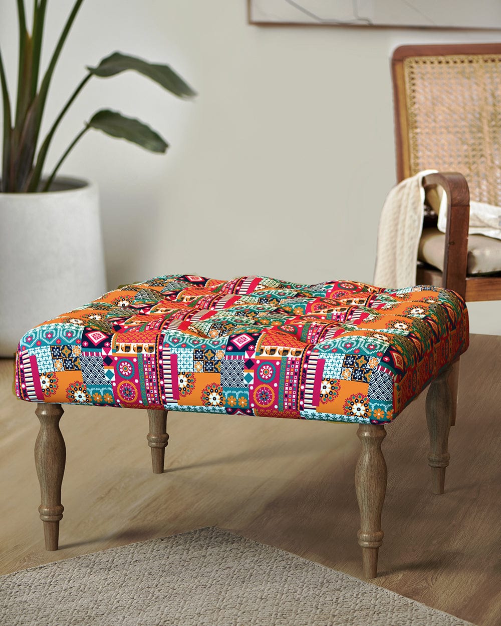 Chumbak English Ottoman - Floral Swirls