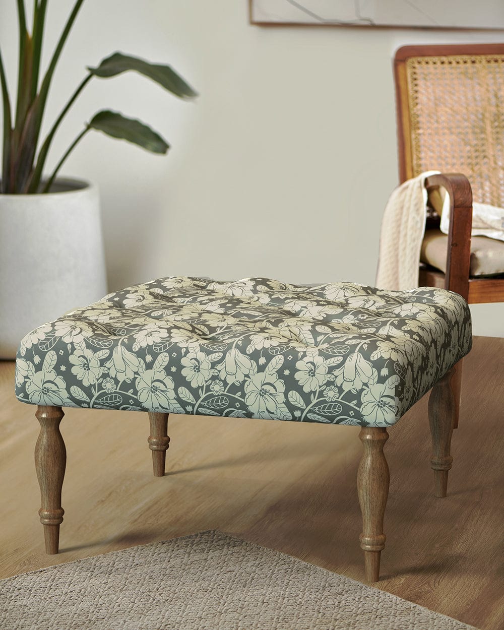 Chumbak English Ottoman - Grey's Garden