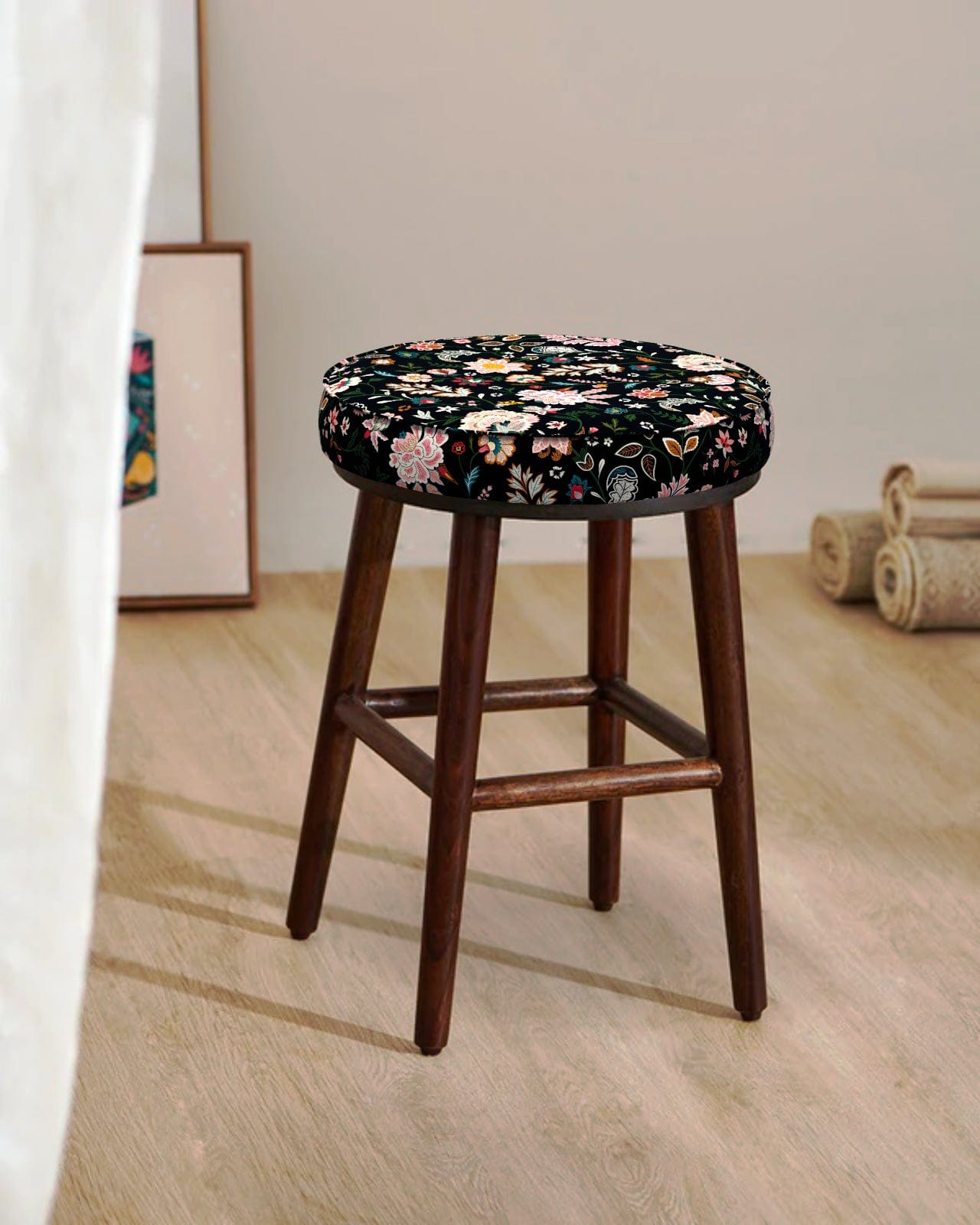 Chumbak English Cafe Stool - Bohemian Paisleys Black