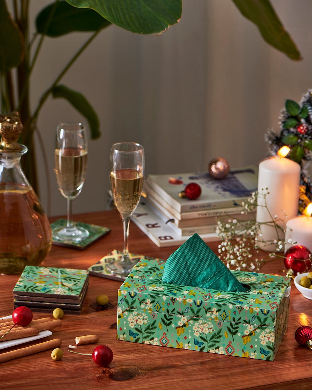 Chumbak Host Quirks Gift Set | Napkin Holder & Coasters