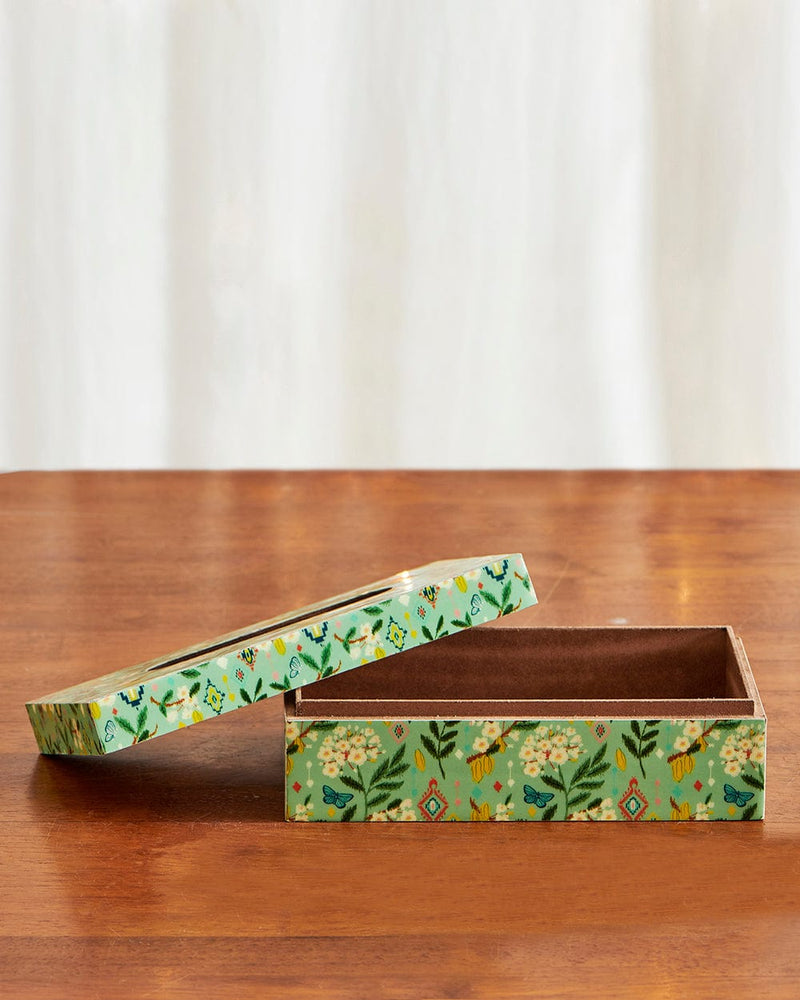 Chumbak Host Quirks Gift Set | Napkin Holder & Coasters