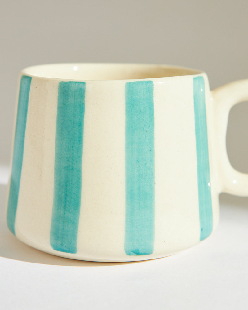 Essentials Love Stripes Mug - Pink
